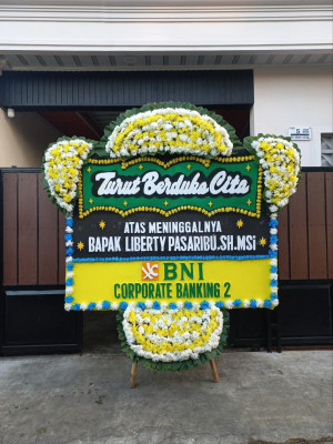 Papan Bunga Duka di Lungkang Kule